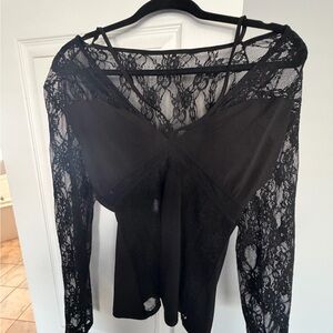 VENUS Black Lace Top